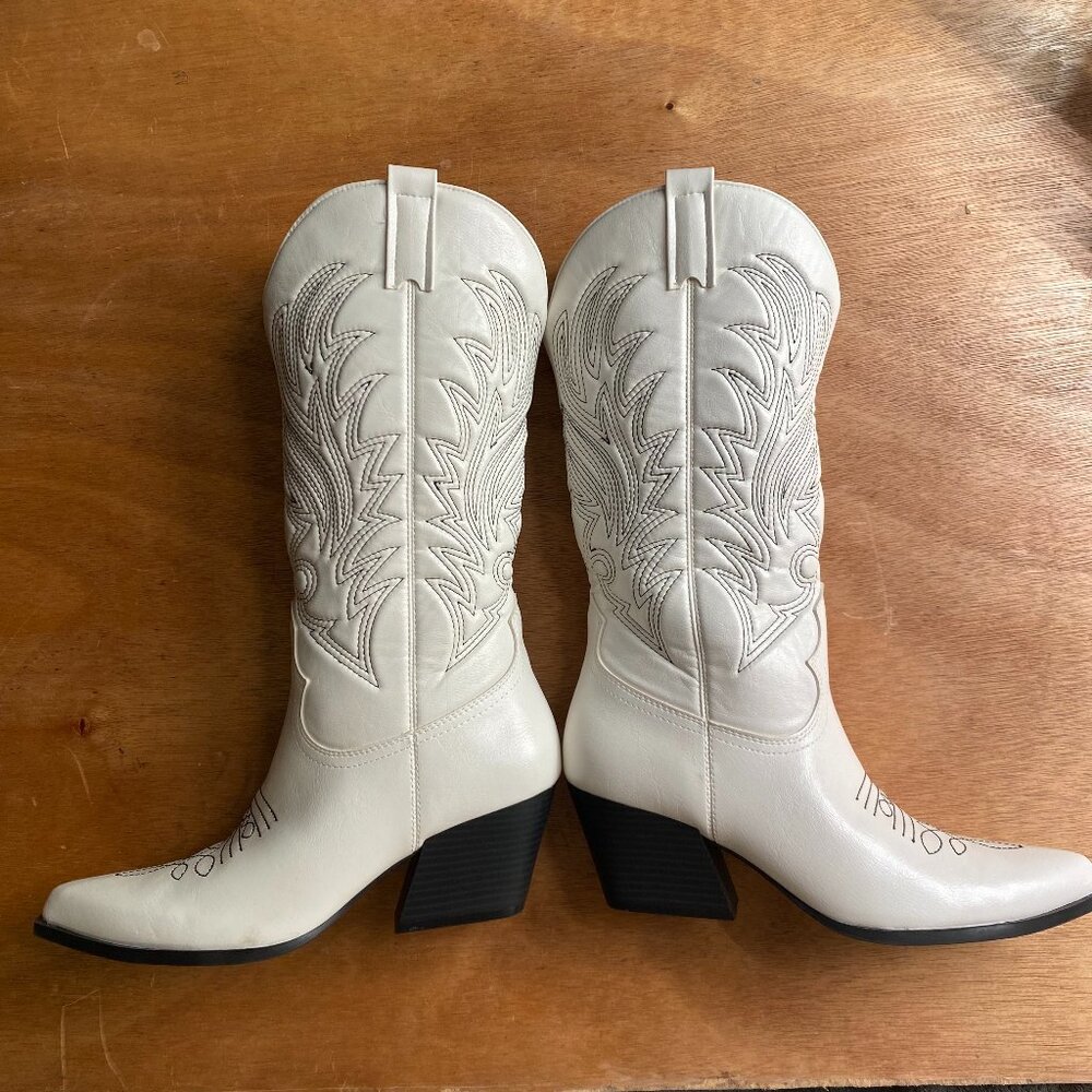 Women's Block Heel White Cowboy Boots - Indigo rd. - Macys